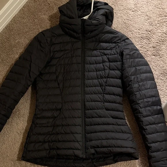 lululemon pack it down jacket - Picture 3 of 4